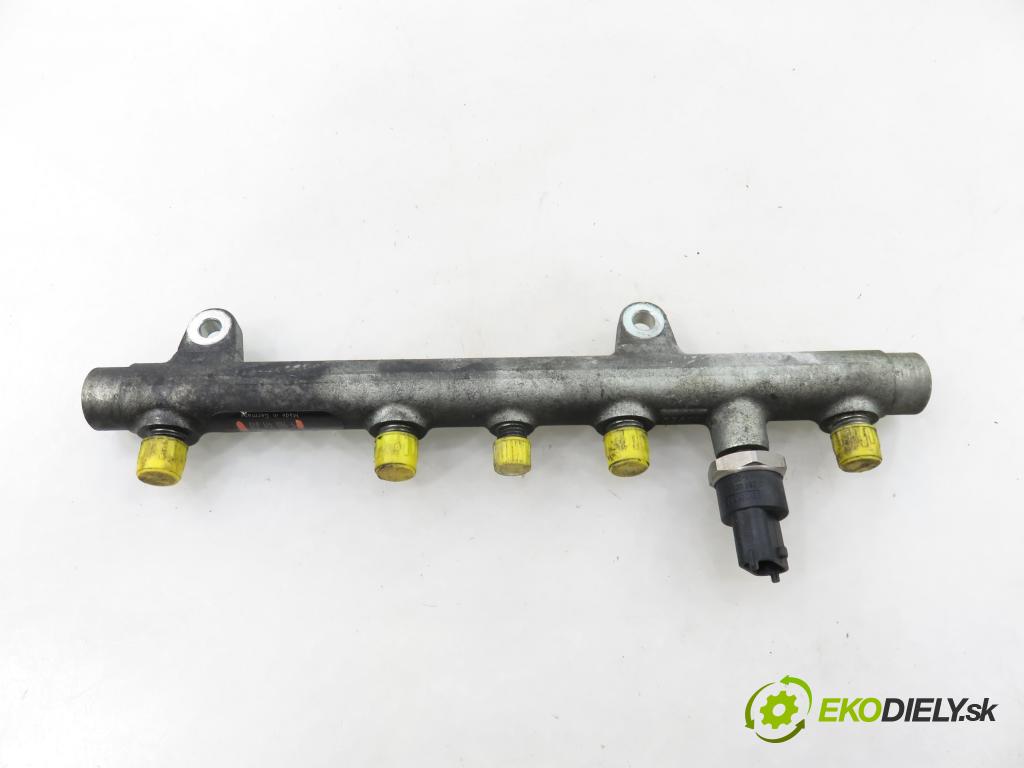 RENAULT SCENIC I (JA0/1_) MINIVAN 2003 75,00 1.9 dCi 102 - F9Q 732 1870,00 Lišta vstrekovacia 0445214015 ; 7700111013 (Vstrekovacia lišta)