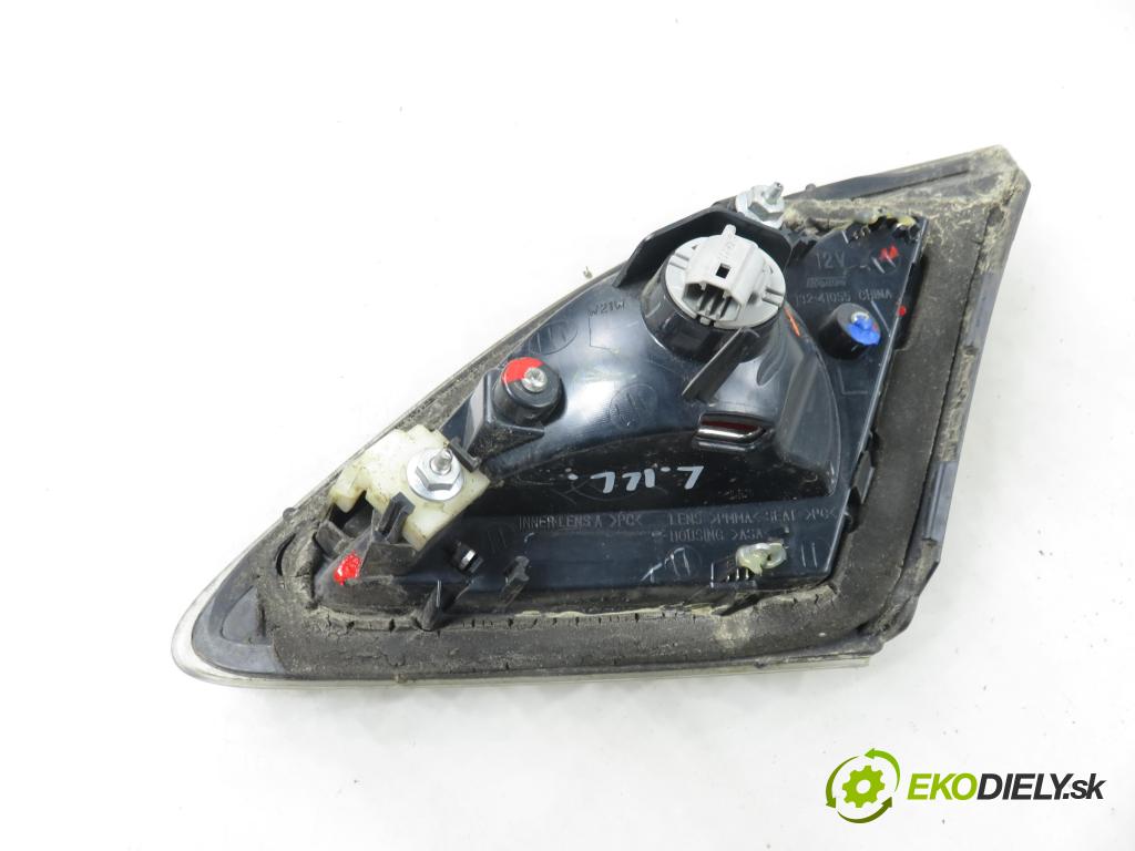 MAZDA 6 Hatchback (GH) LIFTBACK 2009 136,00 2.2 MZR-CD 185 2184,00 Svetlo ľavé zadné kufor GS1F513F0