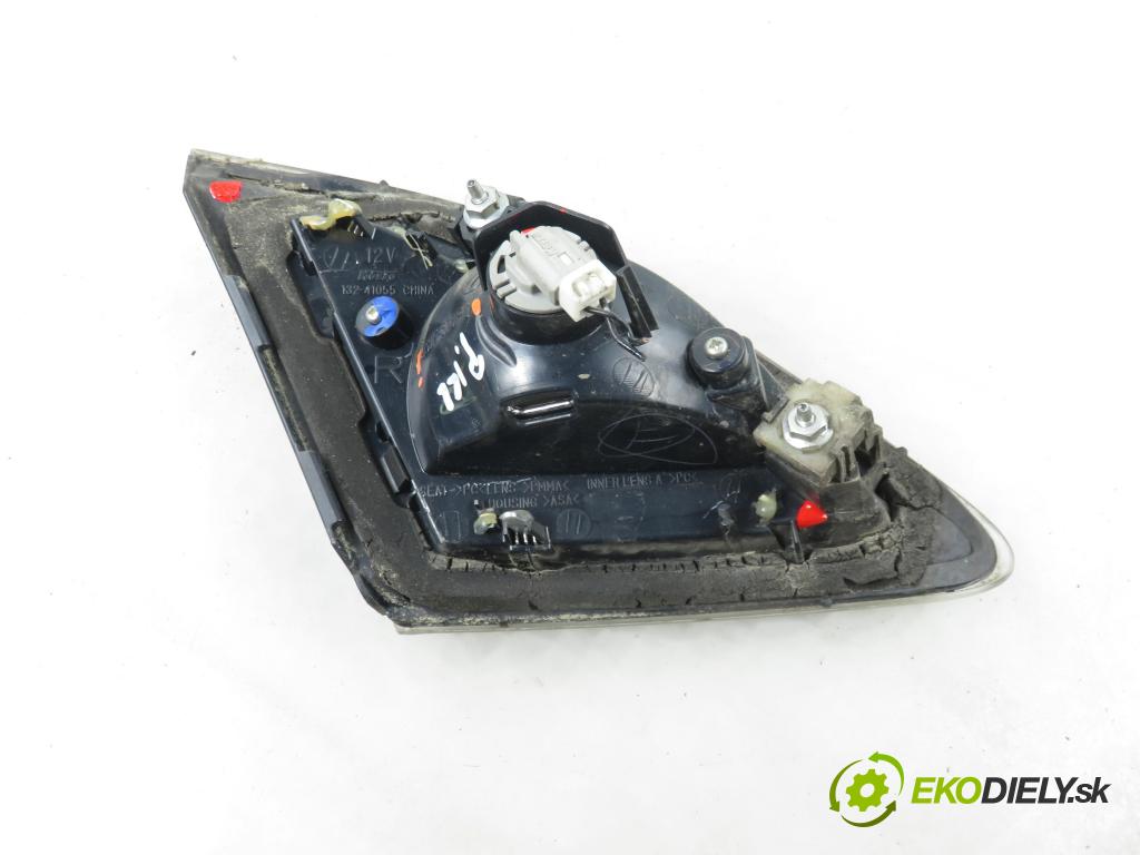 MAZDA 6 Hatchback (GH) LIFTBACK 2009 136,00 2.2 MZR-CD 185 2184,00 Svetlo pravé zadné kufor GS1F513F0