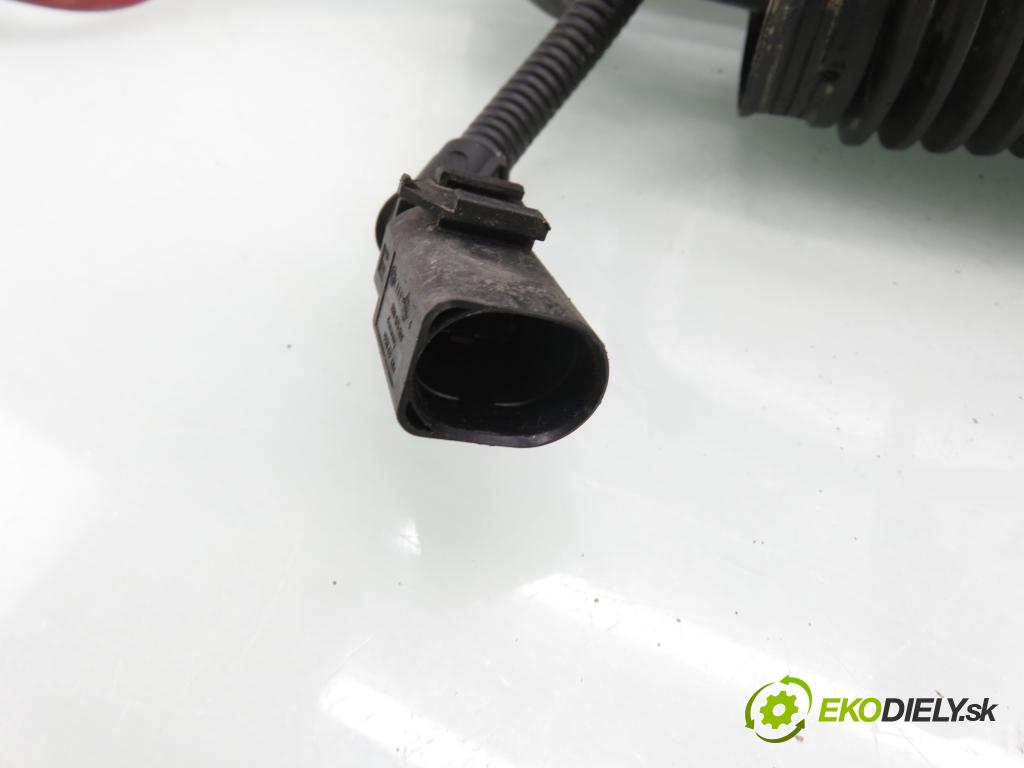VW GOLF V (1K1) HB 2004 77,00 1.9 TDI - BKC 1896,00 Riadenie ZE riadením 1K1423051AS ; 1K1909144E ; 7805277140