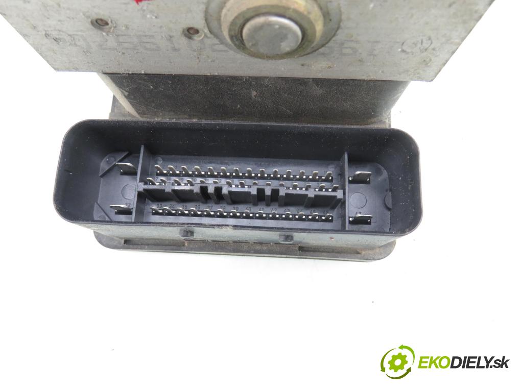VW GOLF IV (1J1) HB 2002 77,00 1.6 16V - BCB 1598,00 Pumpa ABS 10096003353 ; 1C0907379M ; 10020600694 (Pumpa ABS)