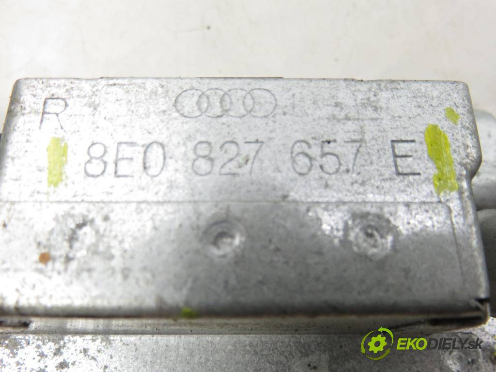 AUDI A3 Sportback (8PA) HB 2005 103,00 2.0 TDI 16V - BKD 1968,00 Zadné čelo dverí kufor 8E0827657D ; 8E0827657E