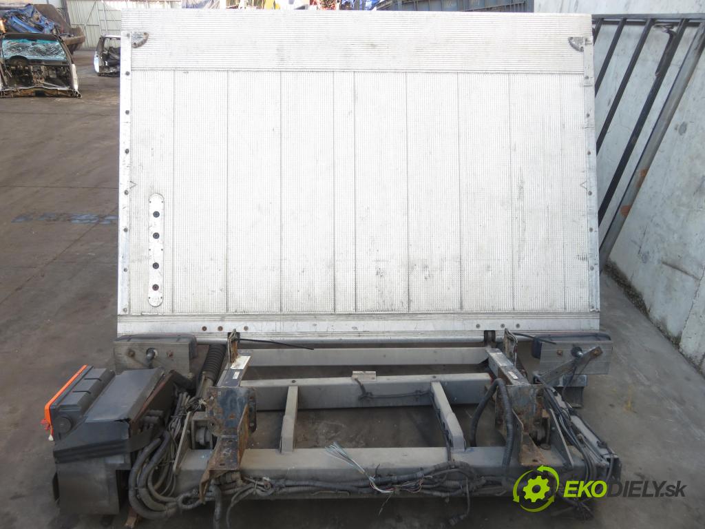 RENAULT MASTER III Platforma / podwozie (EV, HV, UV) KABINA/PLATFORMA 2015 0,00 2.3 dCi 165 FWD - M9T 700 2298,00 okno nakladacia DHLM10