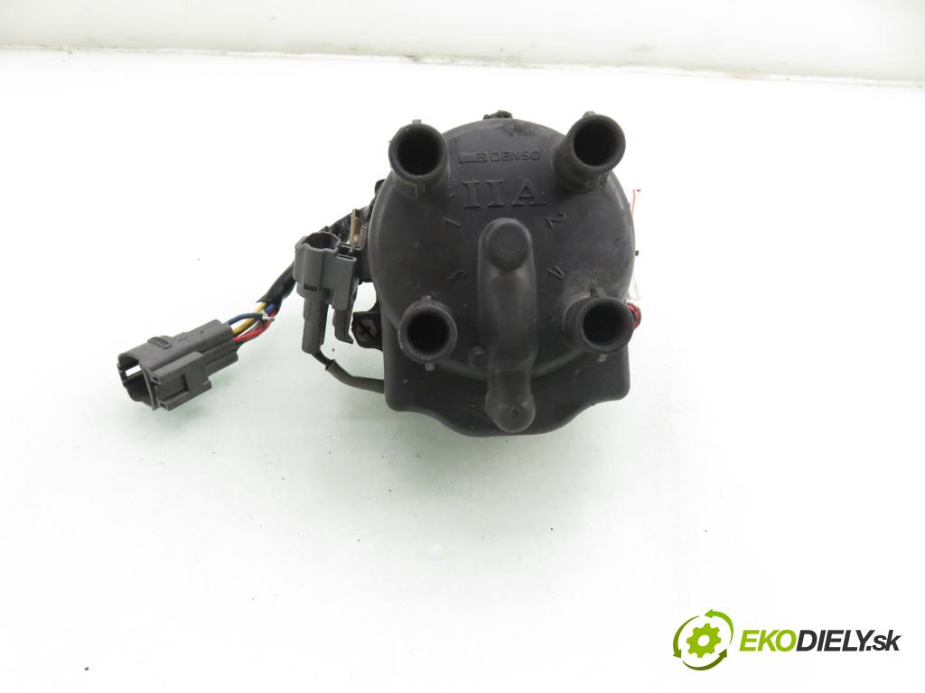 TOYOTA CARINA E (_T19_) SEDAN 1996 78,00 1.6 16V (AT190_) - 4A-FE 1587,00 Rozdeľovač zapaľovací 1902016280 ; 0290201511