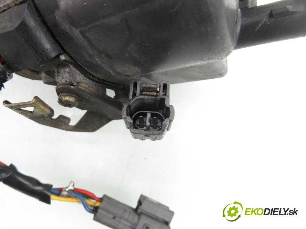 TOYOTA CARINA E (_T19_) SEDAN 1996 78,00 1.6 16V (AT190_) - 4A-FE 1587,00 Rozdeľovač zapaľovací 1902016280 ; 0290201511