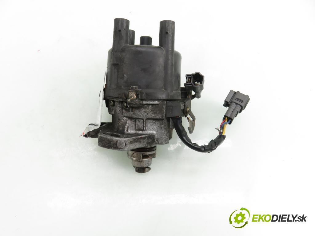 TOYOTA CARINA E (_T19_) SEDAN 1996 78,00 1.6 16V (AT190_) - 4A-FE 1587,00 Rozdeľovač zapaľovací 1902016280 ; 0290201511