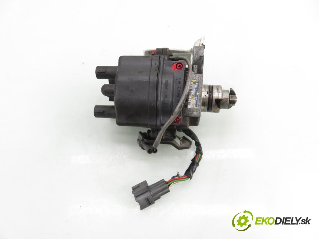 TOYOTA CARINA E (_T19_) SEDAN 1996 78,00 1.6 16V (AT190_) - 4A-FE 1587,00 Rozdeľovač zapaľovací 1902016280 ; 0290201511