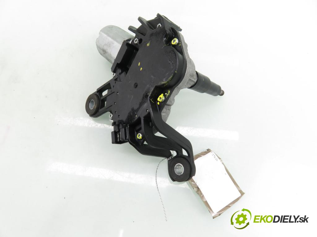 OPEL ASTRA H Kombi (A04) KOMBI 2006 77,00 1.6 - Z 16 XE1 1598,00 Motorček stierače zadné 13105981 ; 0390201591
