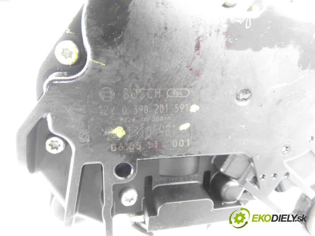 OPEL ASTRA H Kombi (A04) KOMBI 2006 77,00 1.6 - Z 16 XE1 1598,00 Motorček stierače zadné 13105981 ; 0390201591
