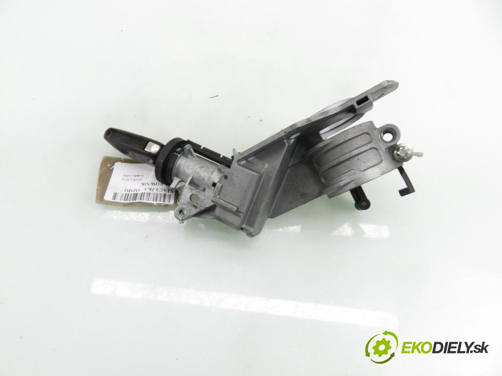 OPEL ASTRA H Kombi (A04) KOMBI 2006 77,00 1.6 - Z 16 XE1 1598,00 spinačka N05018882 ; 2421430 (Spínacia skrinka)