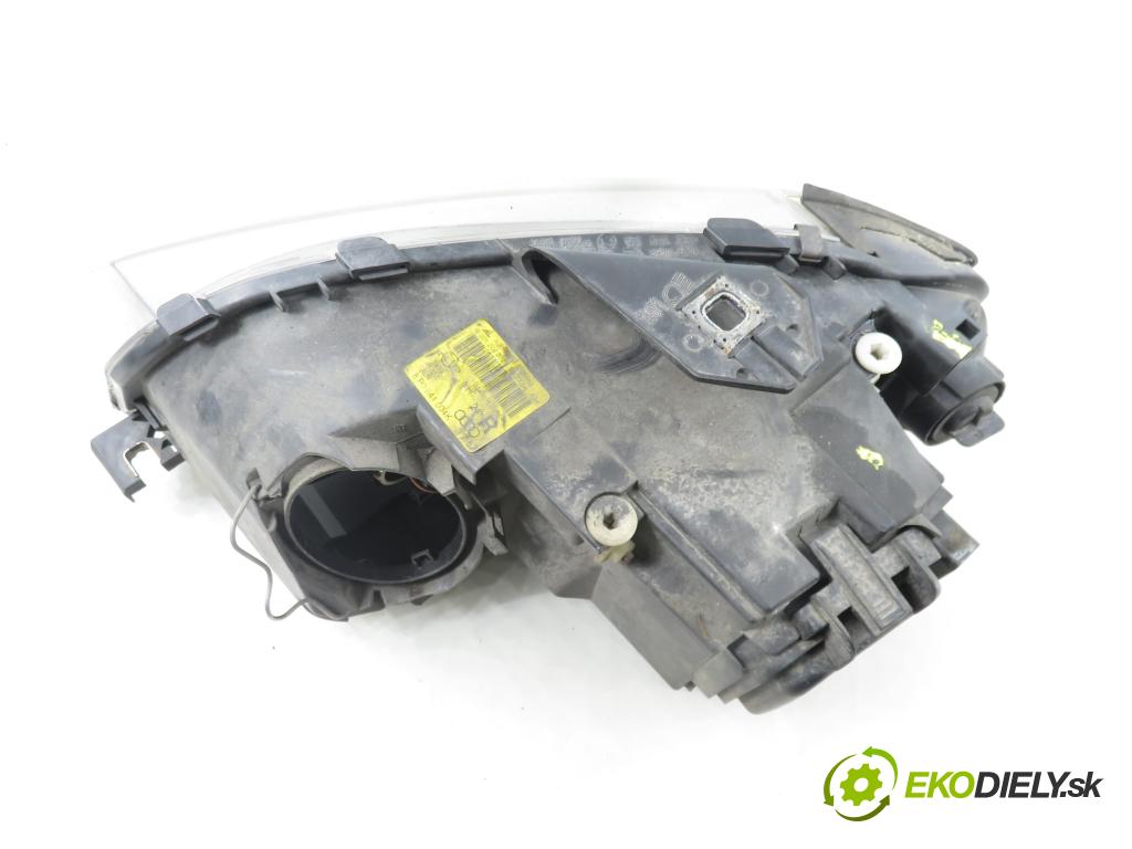 AUDI A3 Sportback (8PA) HB 2005 103,00 2.0 TDI 16V - BKD 1968,00 světlo PP 8P0941004K ; 0301206202