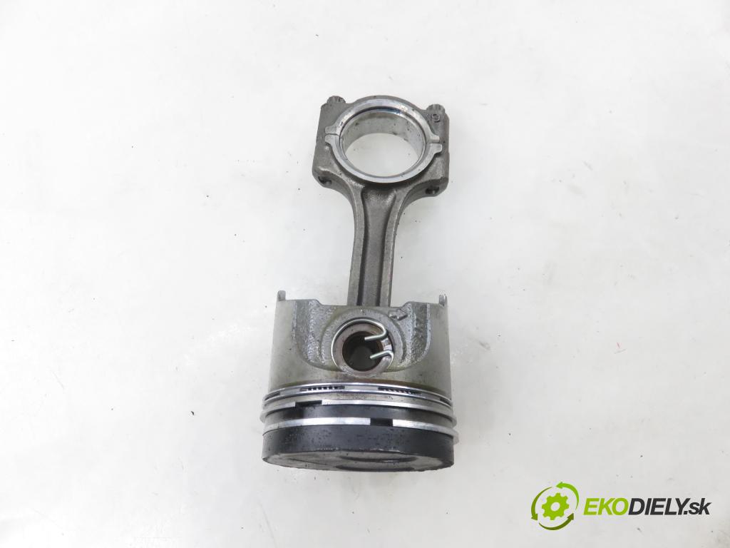 AIXAM MEGA HB 2000 4,00 Kubota Z402 400,00 piest