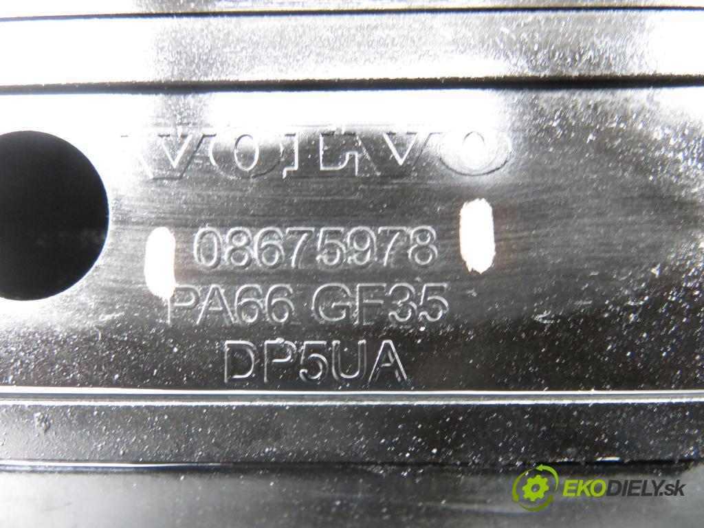 VOLVO V70 II SW (285) KOMBI 2007 136,00 2.4 D5 - D 5244 T4 2400,00 Kryt Ventilov 30743258 ; 30743259 ; 08675978