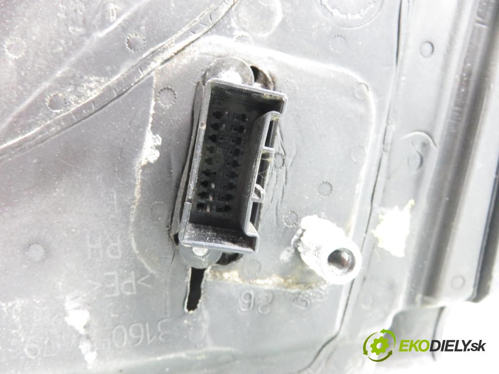 OPEL ASTRA H Kombi (A04) KOMBI 2006 77,00 1.6 - Z 16 XE1 1598,00 zpětné zrcátko