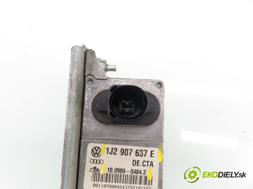 VW NEW BEETLE (9C1, 1C1) HB 2002 55,00 1.4 - BCA 1390,00 Snímač ESP 1J0907655A ; 1J2907637E ; 10098004842