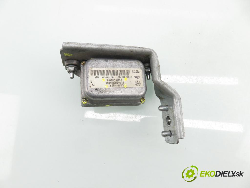 VW NEW BEETLE (9C1, 1C1) HB 2002 55,00 1.4 - BCA 1390,00 Snímač ESP 1J0907655A ; 1J2907637E ; 10098004842