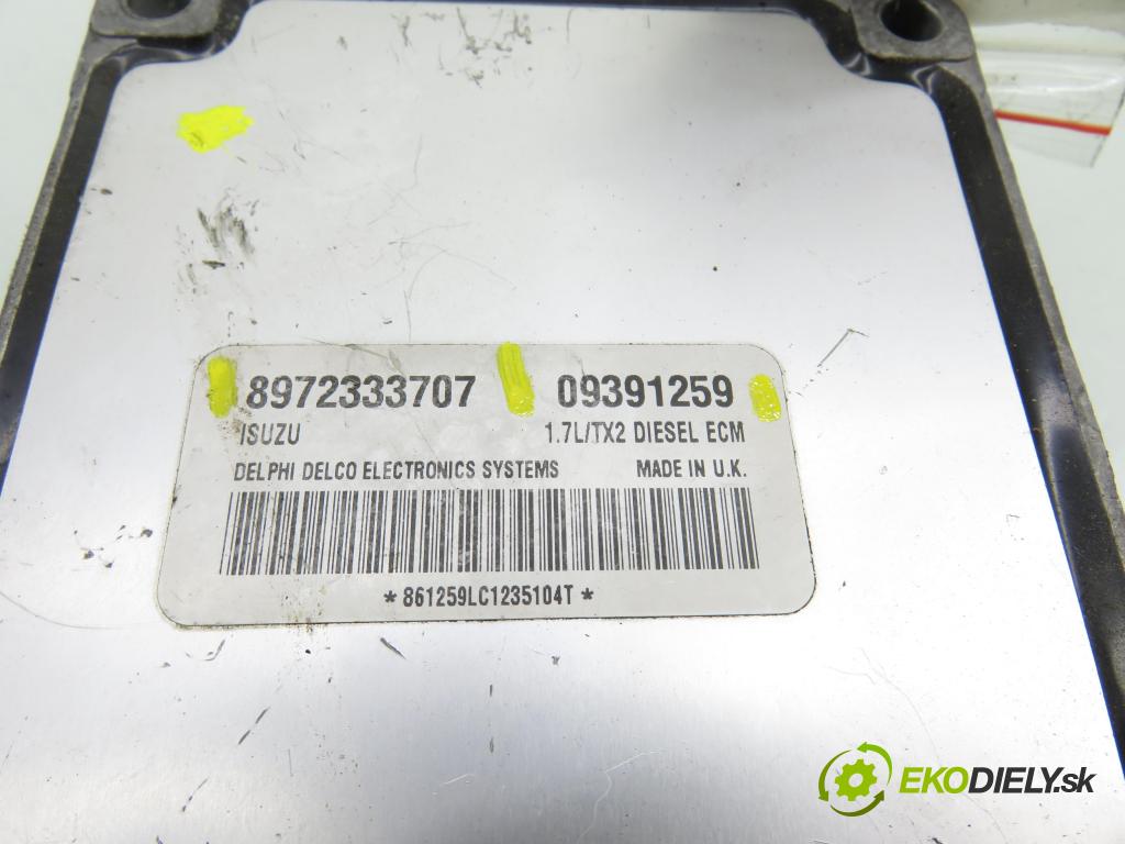 OPEL CORSA C (X01) HB 2001 48,00 1.7 DI - Y 17 DTL 1686,00 řídící jednotka motora 8972333707 ; 09391259