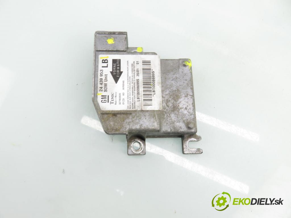 OPEL CORSA C (X01) HB 2001 48,00 1.7 DI - Y 17 DTL 1686,00 MODUL air BAG 24439953LB ; 327963935