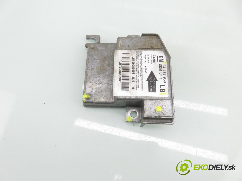 OPEL CORSA C (X01) HB 2001 48,00 1.7 DI - Y 17 DTL 1686,00 MODUL air BAG 24439953LB ; 327963935