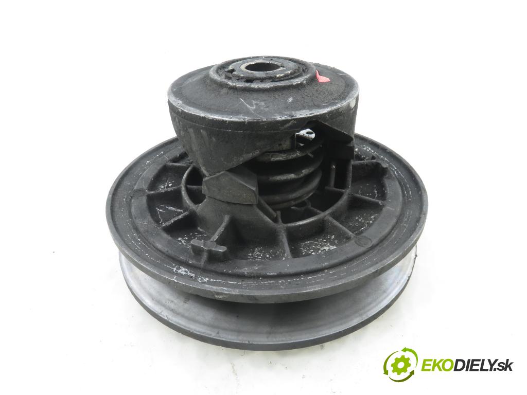 AIXAM MEGA HB 2000 4,00 Kubota Z402 400,00 Variátor,prevodovka