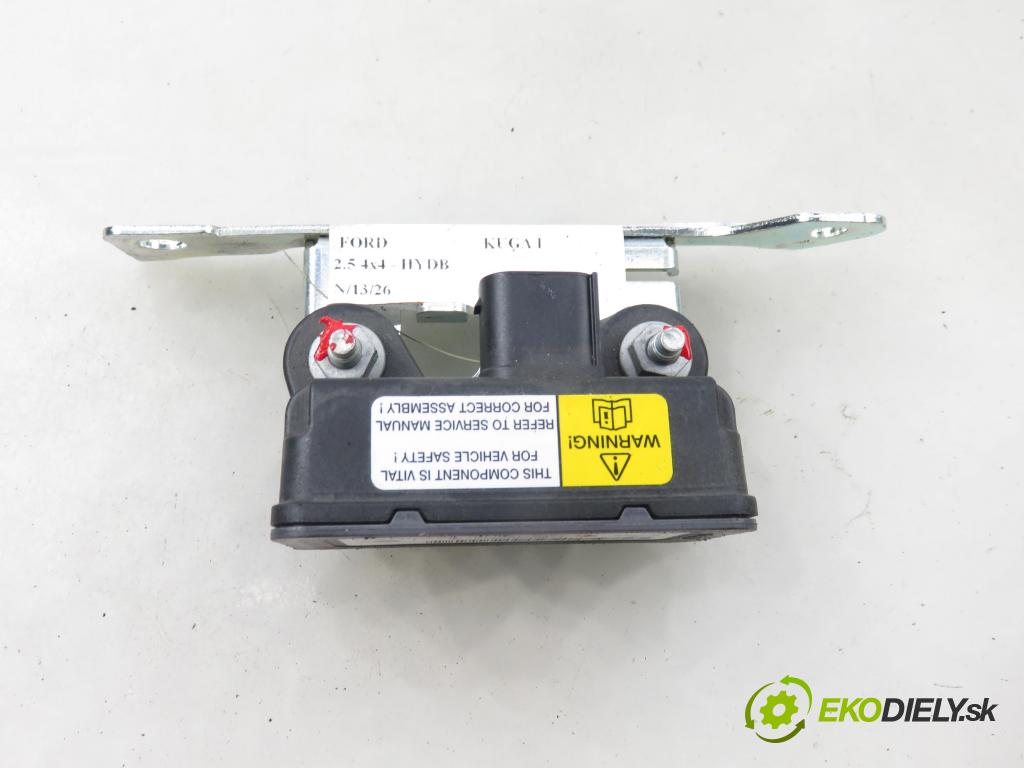 FORD KUGA I SUV 2009 147,00 2.5 4x4 - HYDB 2522,00 snímač ESP 10170106493