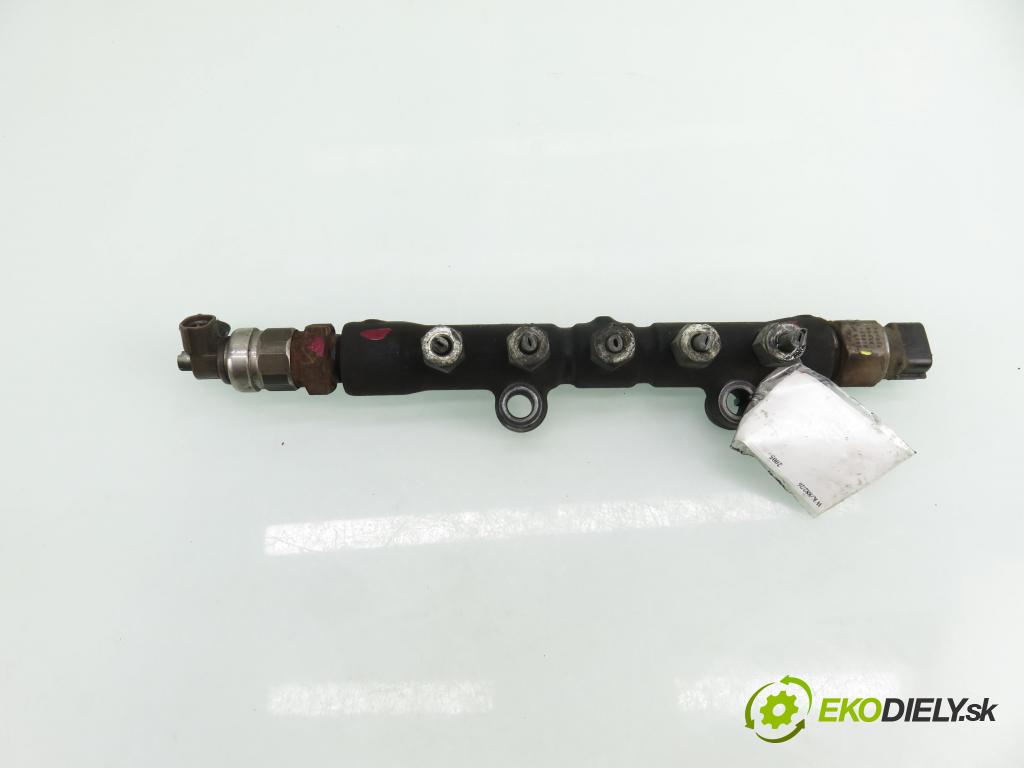 TOYOTA COROLLA Verso (ZER_, ZZE12_, R1_) MINIVAN 2005 85,00 2.0 D-4D (CUR10_) - 1CD-FTV 1995,00 lišta vstřikovací 8945860010 (Vstřikovací lišta)