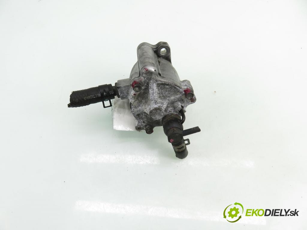TOYOTA RAV 4 II (_A2_) SUV 2003 85,00 2.0 D-4D 4WD 116 - 1CD-FTV 1995,00 Pumpa vákuová 2930027020 ; 0810002740