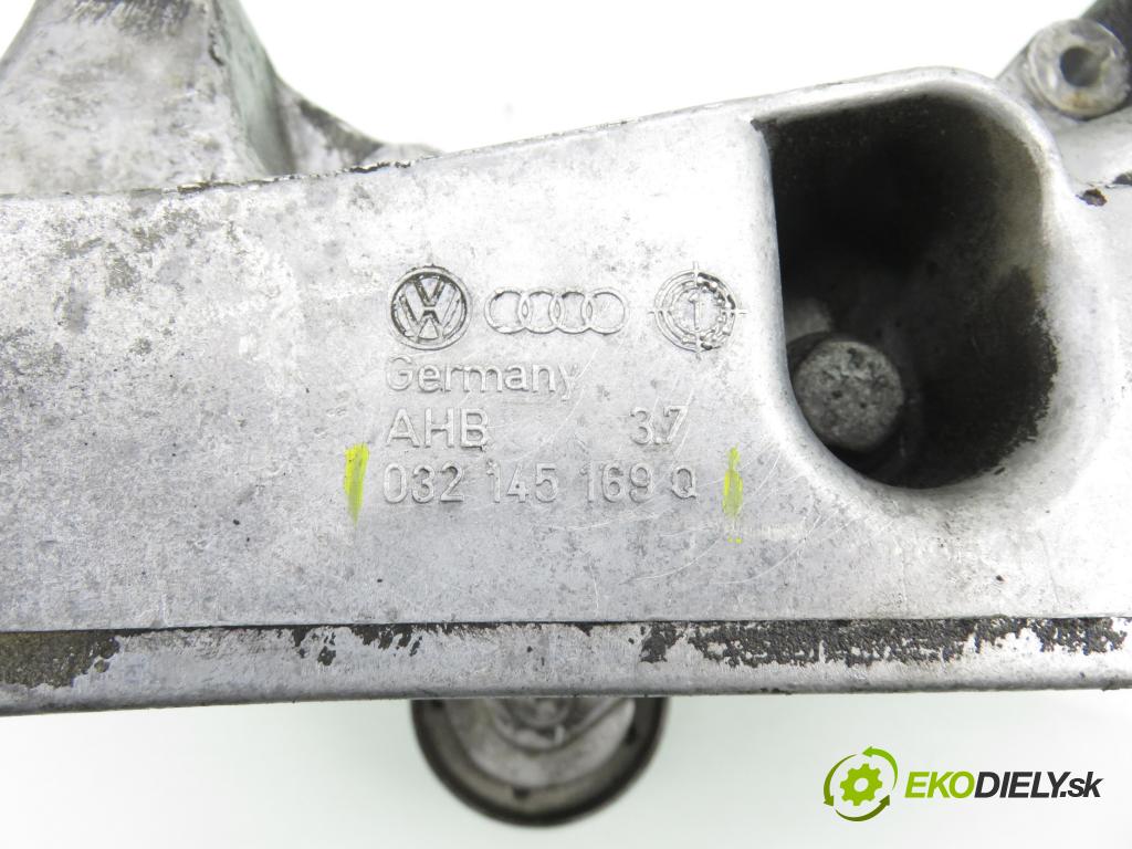 VW GOLF IV (1J1) HB 2002 77,00 1.6 16V - BCB 1598,00 Uchytenie alternátora 032145169Q