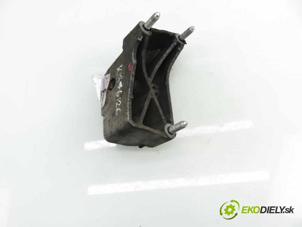 AUDI A3 (8L1) HB 2001 96,00 1.9 TDI - ASZ 1896,00 Uchytenie prevodovky 1J0199117AK