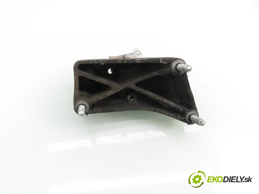 AUDI A3 (8L1) HB 2001 96,00 1.9 TDI - ASZ 1896,00 Uchytenie prevodovky 1J0199117AK