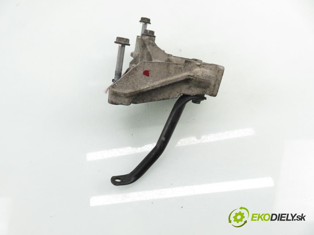 AUDI A3 (8L1) HB 2000 81,00 1.9 TDI - ASV 1896,00 Uchytenie prevodovky 1J0199117P