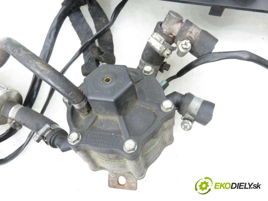 OPEL ASTRA H Kombi (A04) KOMBI 2006 77,00 1.6 - Z 16 XE1 1598,00 LPG komplentny 67R014903 ; 67R010703