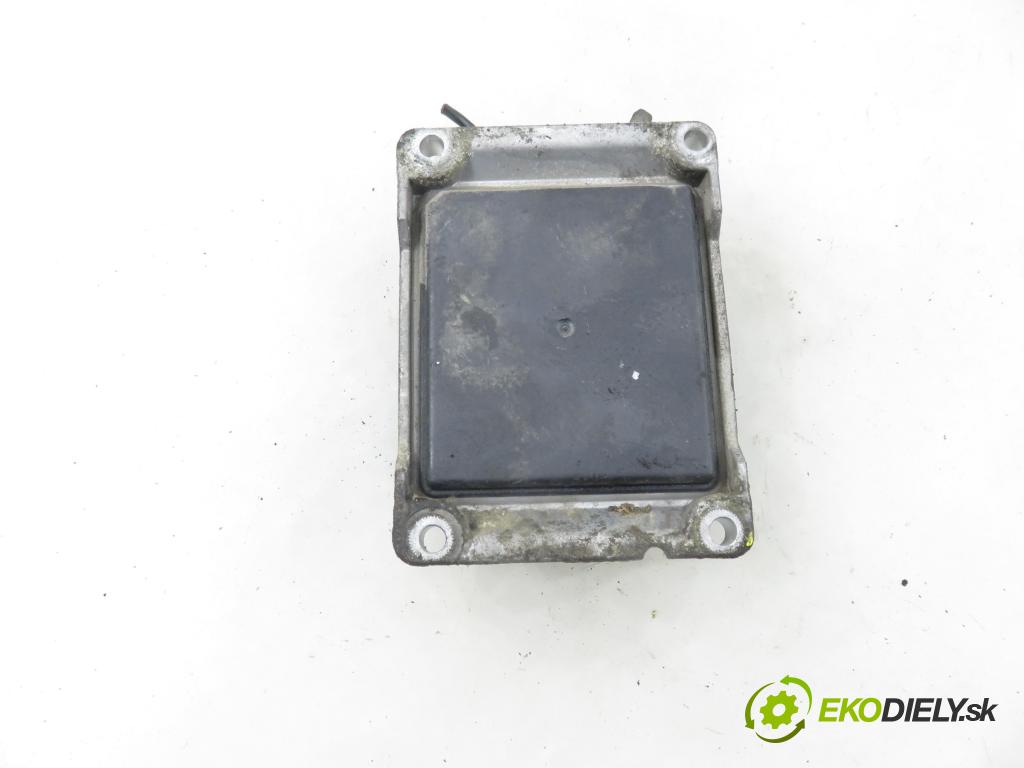 OPEL CORSA C (X01) HB 2005 44,00 1 - Z 10 XEP 998,00 Riadiaca jednotka Motor 0261208393 ; 55354327