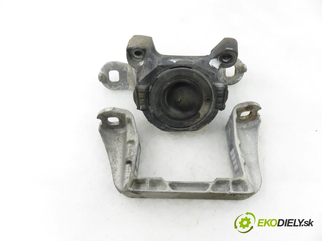 FORD KUGA I SUV 2009 147,00 2.5 4x4 - HYDB 2522,00 Uchytenie Motor 90420544 ; 3M516037A