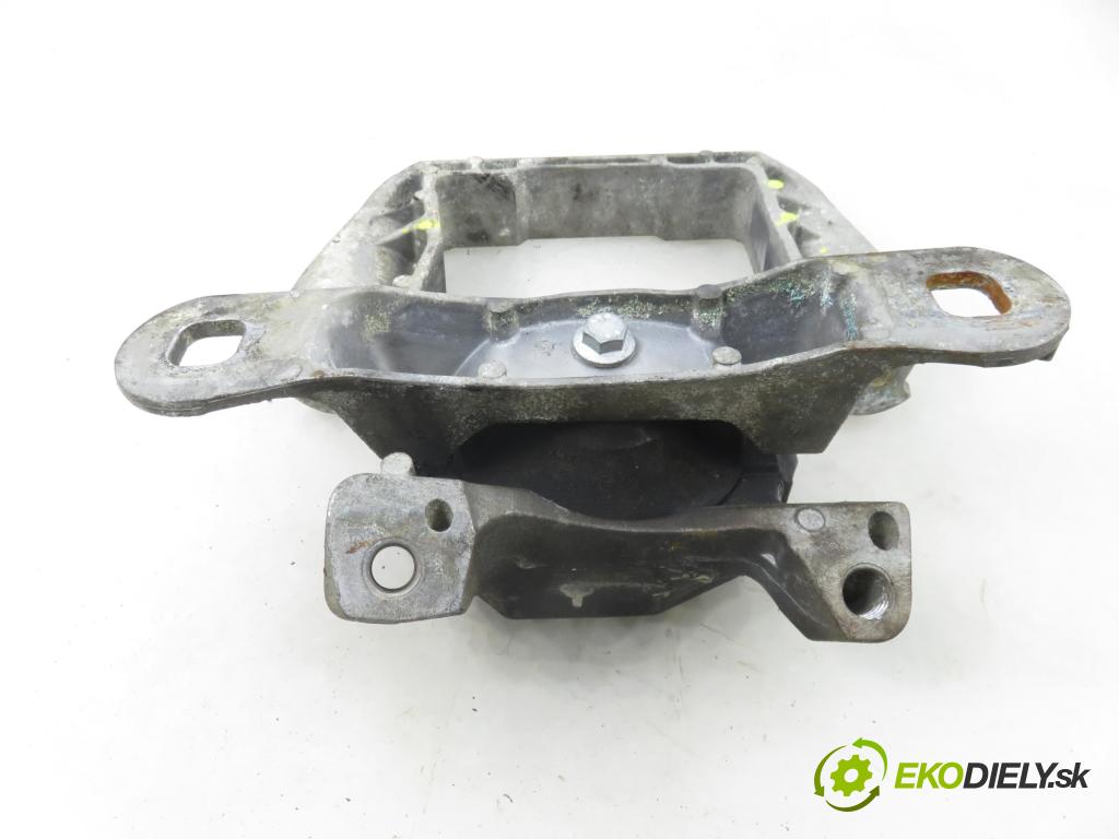 FORD KUGA I SUV 2009 147,00 2.5 4x4 - HYDB 2522,00 Uchytenie Motor 90420544 ; 3M516037A
