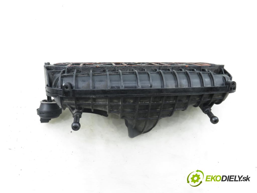 VW PASSAT B6 (3C2) SEDAN 2007 103,00 2.0 TDI 16V - BKP 1968,00 potrubí 03G129711AP