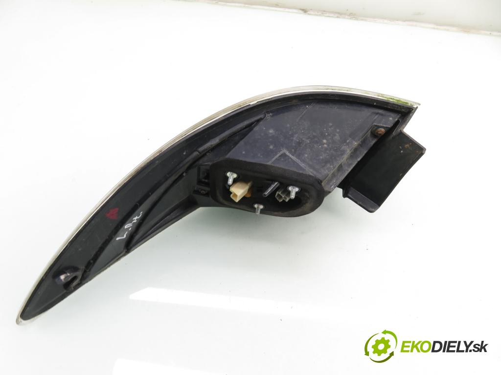 MAZDA 6 Kombi (GH) KOMBI 2009 103,00 2.0 MZR-CD - RF7J 1998,00 Svetlo ľavé zadné GS2A51150 ; 22041095