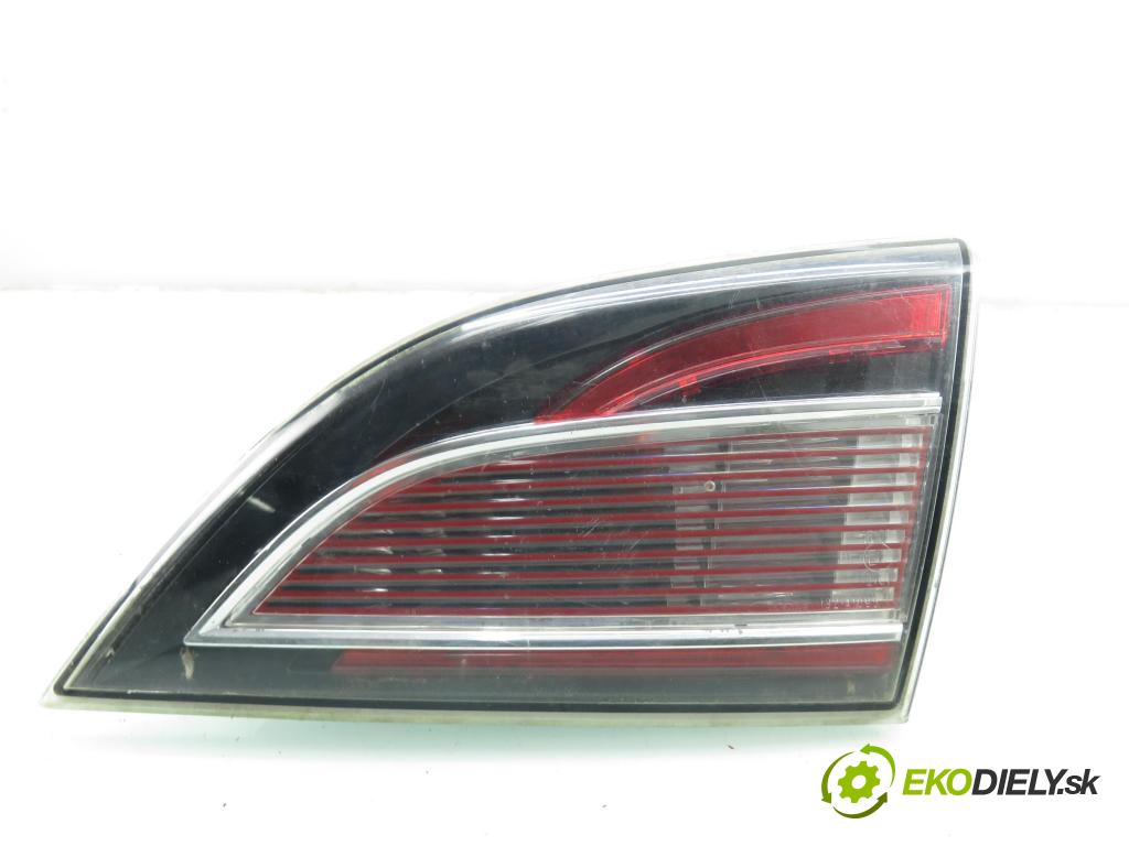 MAZDA 6 Kombi (GH) KOMBI 2009 103,00 2.0 MZR-CD - 140 RF7J 1998,00 Svetlo pravé zadné kufor GS2A513F0 ; 13241095