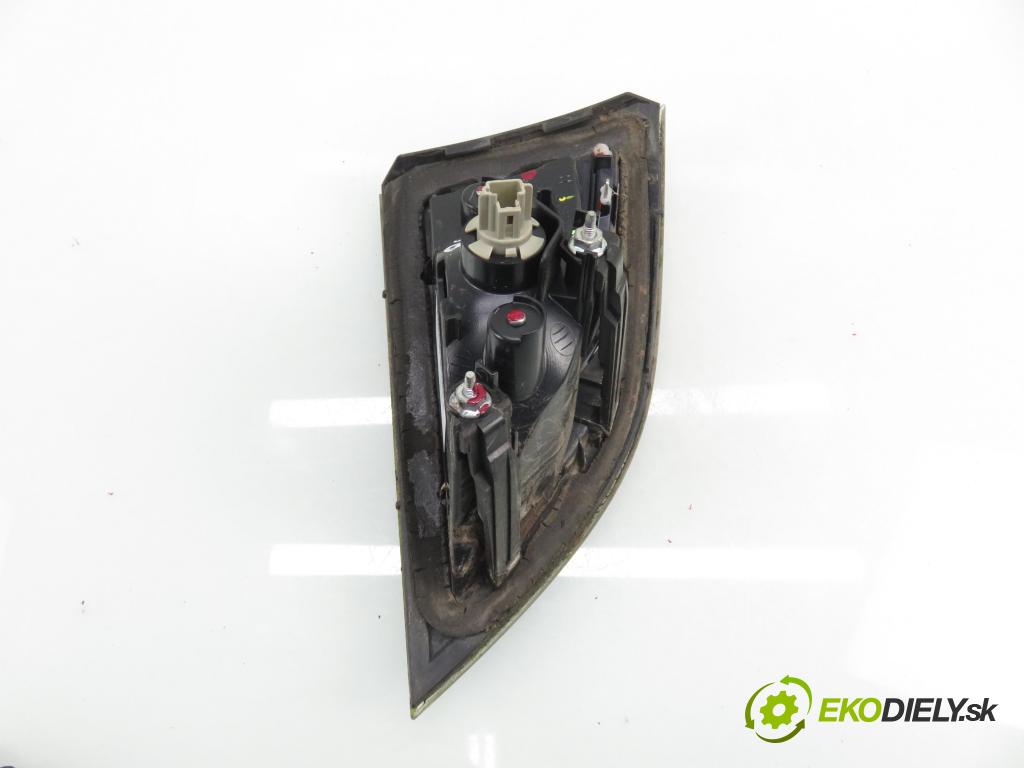 MAZDA 6 Kombi (GH) KOMBI 2009 103,00 2.0 MZR-CD - 140 RF7J 1998,00 Svetlo pravé zadné kufor GS2A513F0 ; 13241095