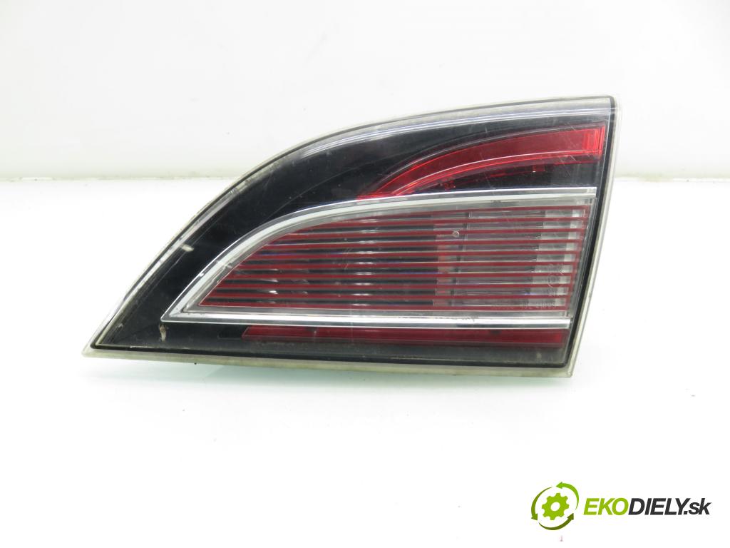 MAZDA 6 Kombi (GH) KOMBI 2009 103,00 2.0 MZR-CD - 140 RF7J 1998,00 Svetlo pravé zadné kufor GS2A513F0 ; 13241095
