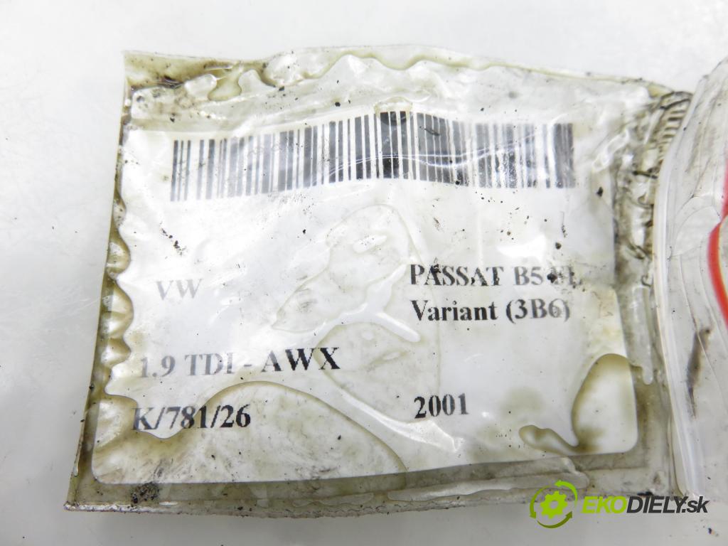 VW PASSAT B5.5 Variant (3B6) KOMBI 2001 96,00 1.9 TDI - AWX 1896,00 Vstrekovač 038130073AL ; 0414720039 (Vstrekovač paliva)