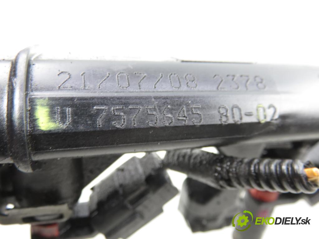PEUGEOT 308 SW KOMBI 2008 88,00 1.6 16V - 5FW (EP6) 1598,00 lišta vstřikovací V752817680 ; V757564580 (Vstřikovací lišta)
