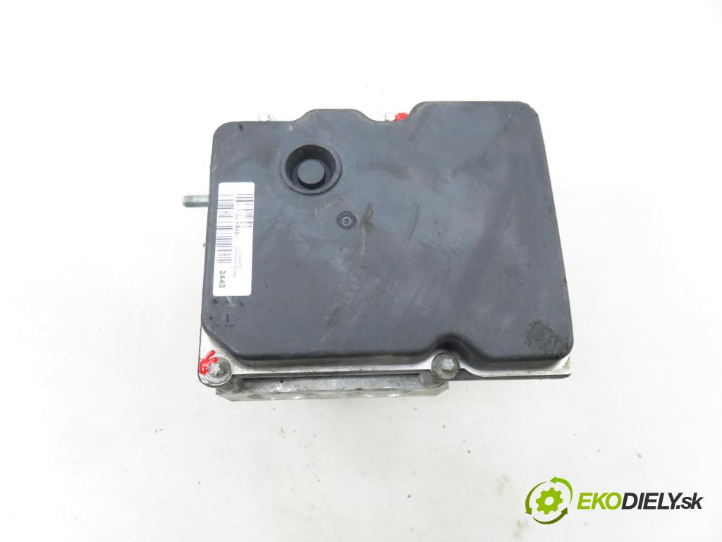 PEUGEOT 5008 (0U_, 0E_) VAN 2010 82,00 1.6 HDi - 112 9HR (DV6C) 1560,00 Pumpa ABS 0265951738 ; 0265230304 ; 9674677580 (Pumpa ABS)
