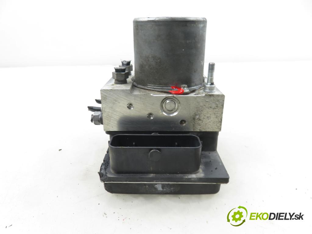 PEUGEOT 5008 (0U_, 0E_) VAN 2010 82,00 1.6 HDi - 112 9HR (DV6C) 1560,00 Pumpa ABS 0265951738 ; 0265230304 ; 9674677580 (Pumpa ABS)