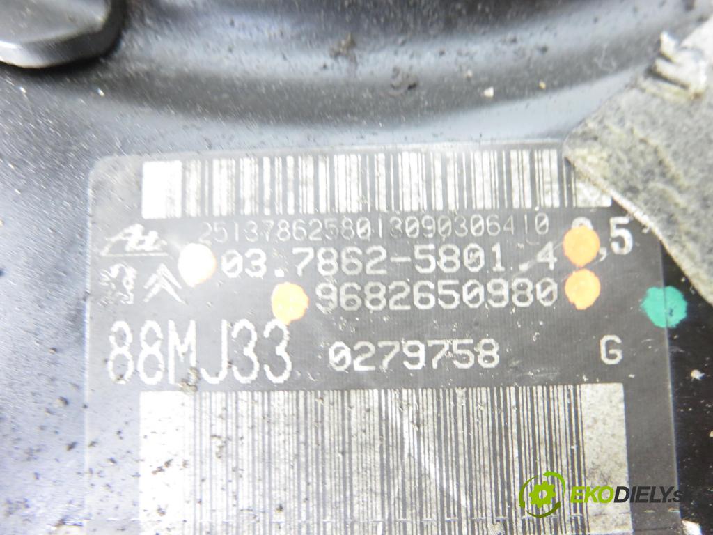 PEUGEOT 5008 (0U_, 0E_) VAN 2010 82,00 1.6 HDi - 112 9HR (DV6C) 1560,00 Posilovač 9682650980 ; 03786258014 (Servočerpadlo)