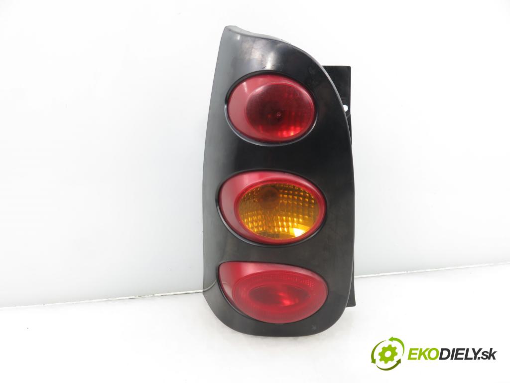 SMART FORTWO Coupe (450) HB 2004 37,00 0.7 (450.330) 50 - M 160.920 698,00 světlo levé zadní 0011644