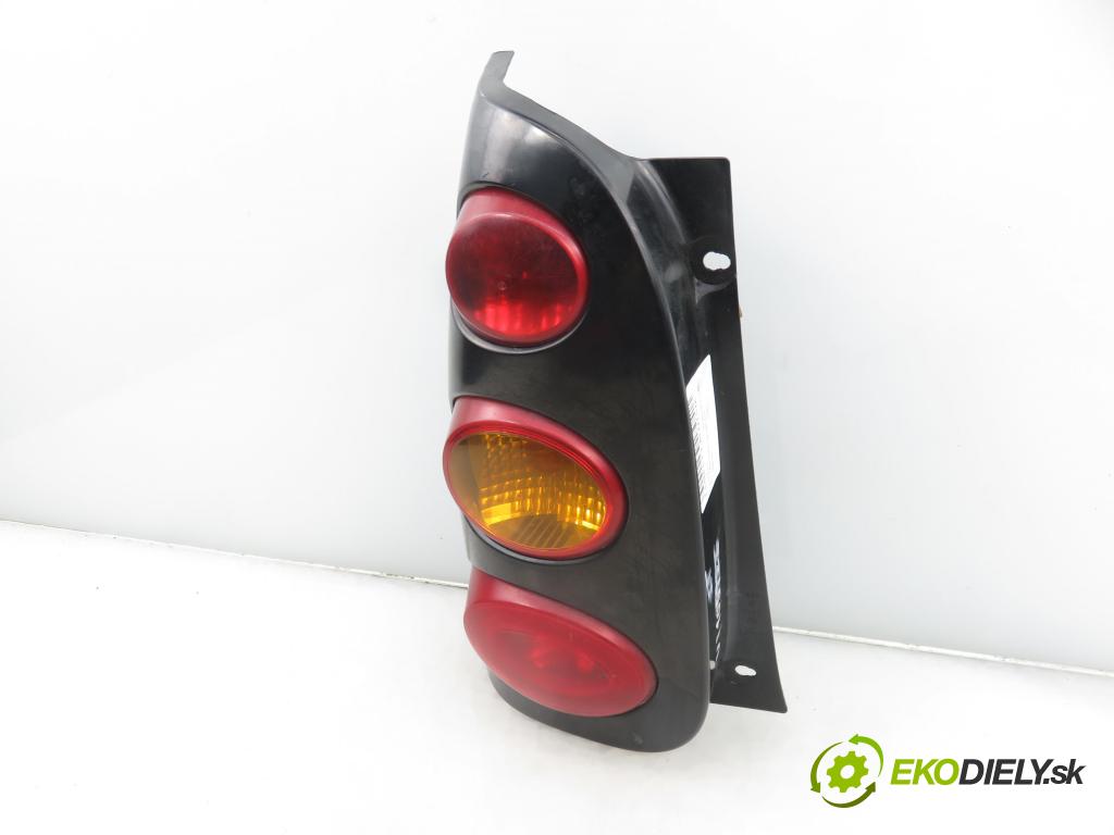 SMART FORTWO Coupe (450) HB 2004 37,00 0.7 (450.330) 50 - M 160.920 698,00 světlo levé zadní 0011644