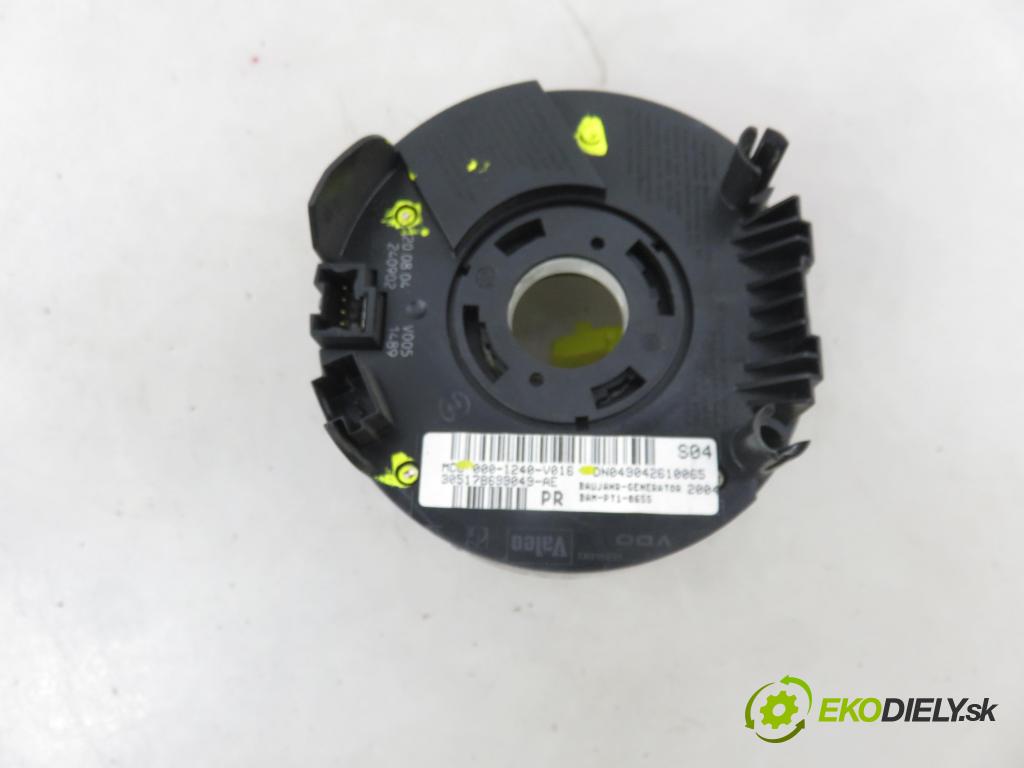 SMART FORTWO Coupe (450) HB 2004 37,00 0.7 (450.330) - M 160.920 698,00 PÁSKA: air BAG 0001240V016