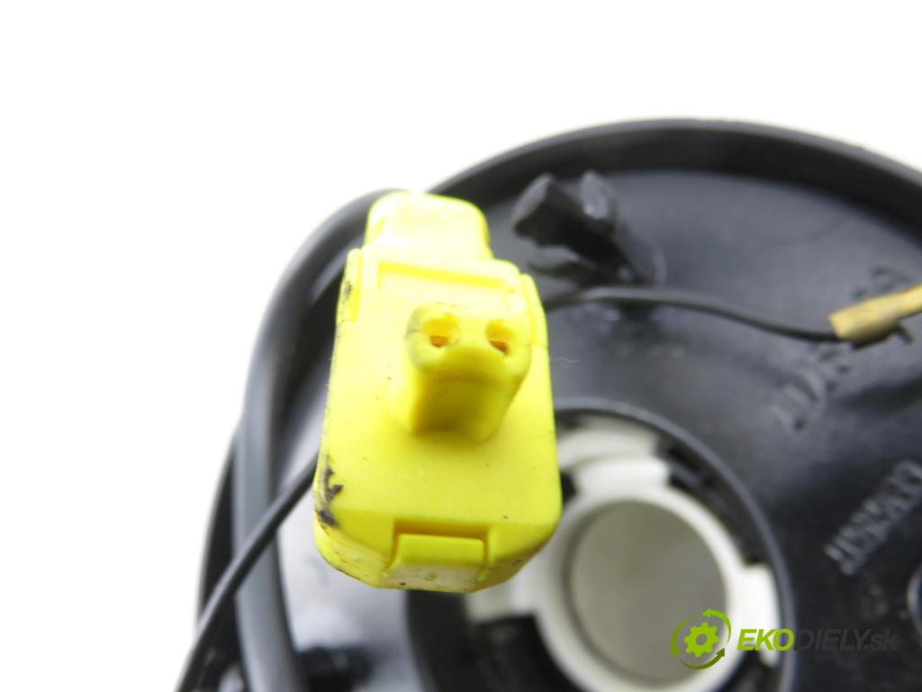 SMART FORTWO Coupe (450) HB 2004 37,00 0.7 (450.330) - M 160.920 698,00 PÁSKA: air BAG 0001240V016