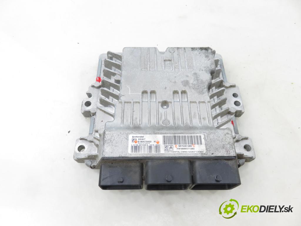 PEUGEOT 5008 (0U_, 0E_) VAN 2010 82,00 1.6 HDi - 9HR (DV6C) 1560,00 Riadiaca jednotka Motor S180075002H ; 9675391480
